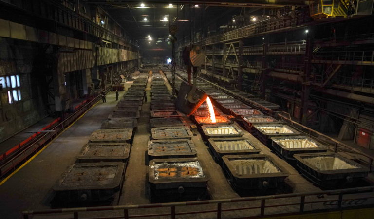 「妖鎳」暴漲250％暫停交易至11日　中國鎳礦巨頭遭軋空