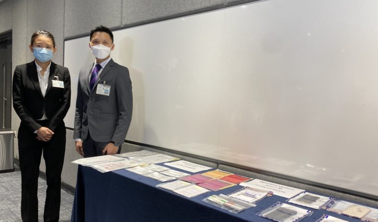 醒目銀行職員揭騙局 七旬翁險失400萬元 女騙徒扮公安當場被捕 醒目銀行職員揭騙局 七旬翁險失400萬元 女騙徒扮公安當場被捕